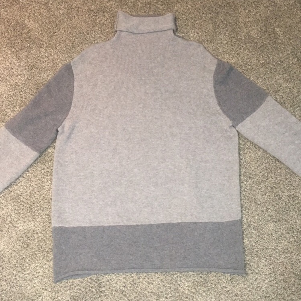 Alexander McQueen turtle neck